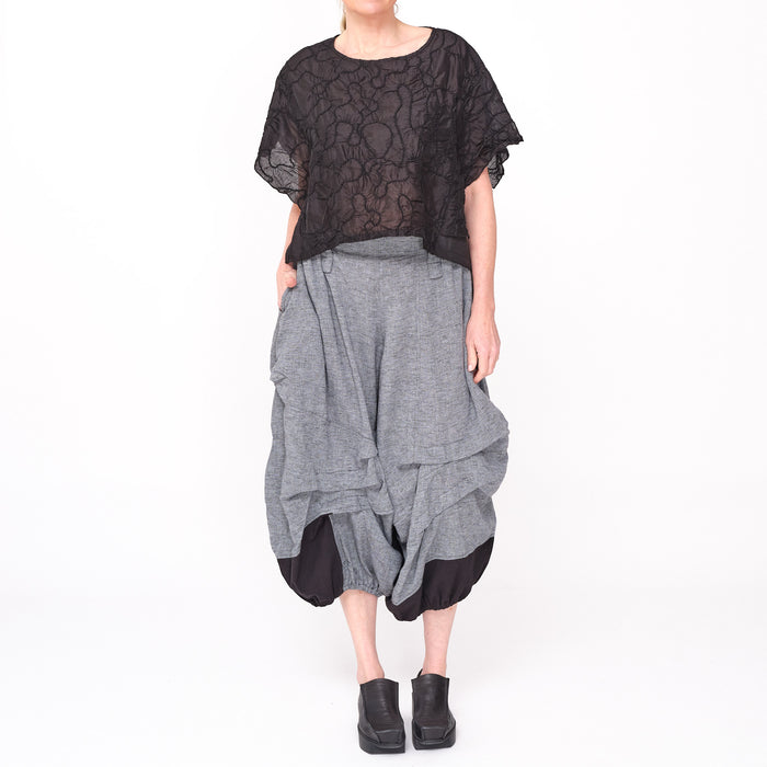 261 629  Ravena Black Top