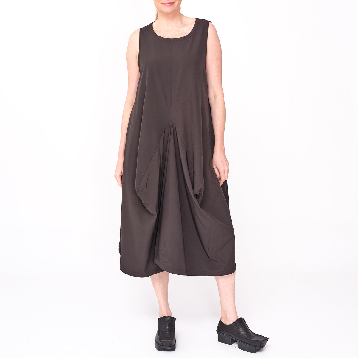 261 624  Kyomi Black Dress