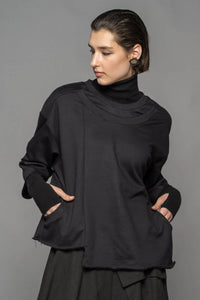 Fude Top in Black TPW2426