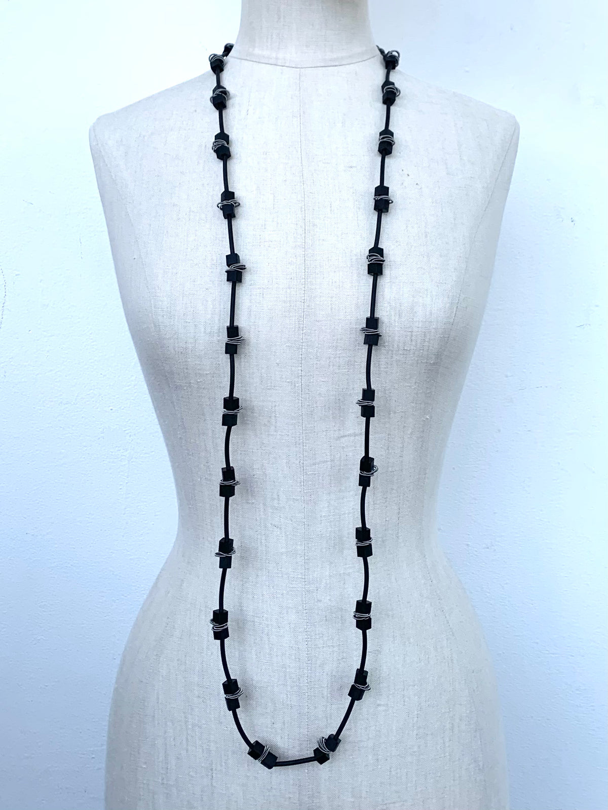 Cubotti Necklace in Black