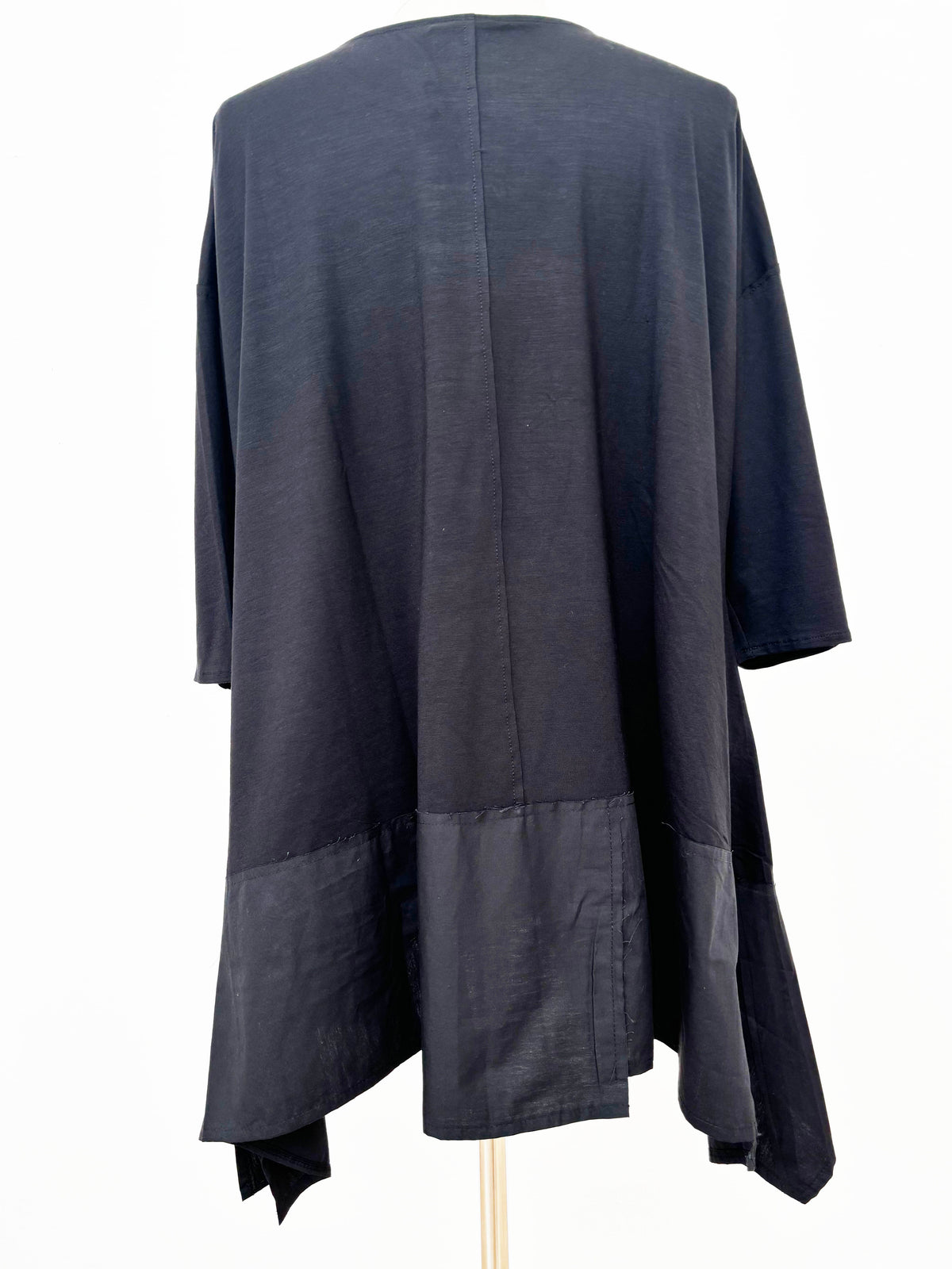 Swing Black Pockets Tunic