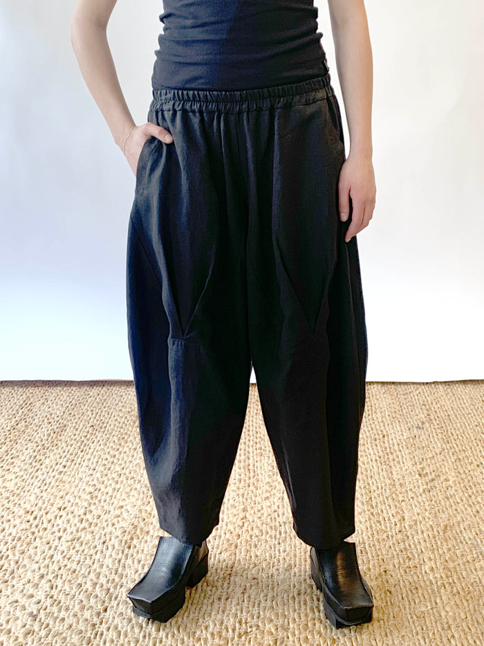 Theatta Black Linen Pant