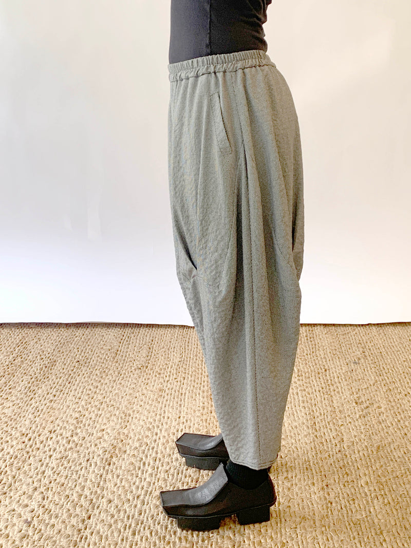 Theatta Checked Pant