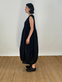 Balloon Dress- Black