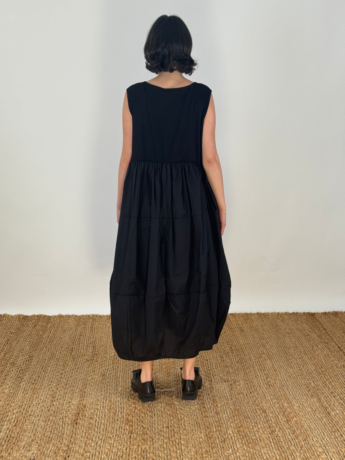 Balloon Dress- Black