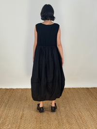 Balloon Dress- Black