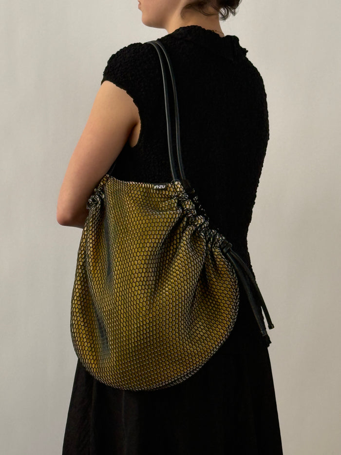 Cocconeo Bag - Black SunFlower Hive