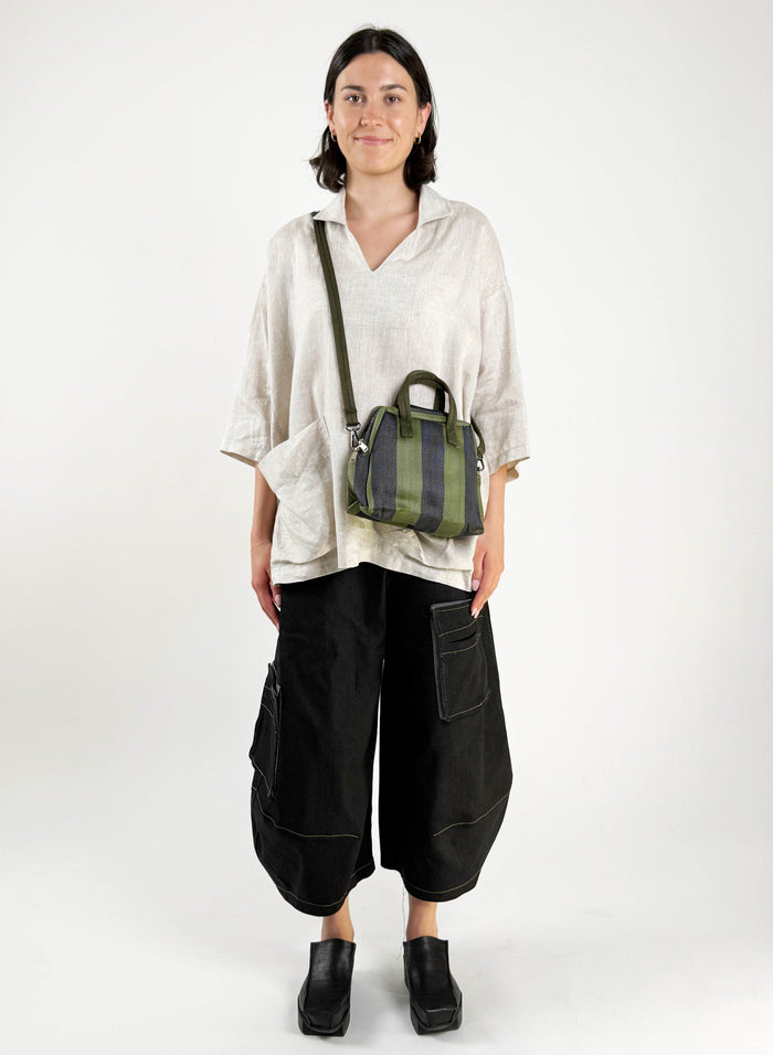 Aki Black & Moss Bag