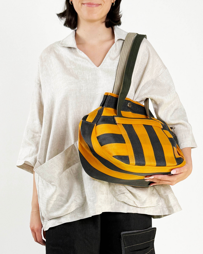 Gymi Tangerine & Black Bag