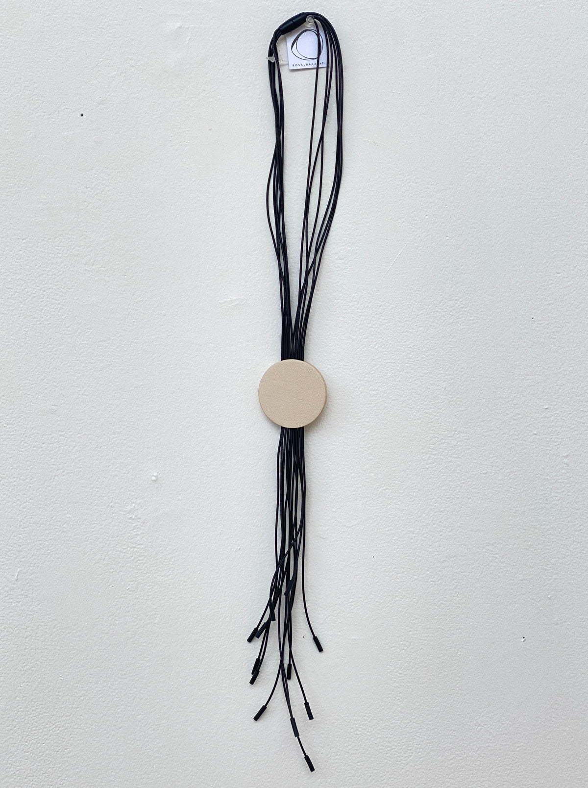 Slide Tondo Necklace in Beige