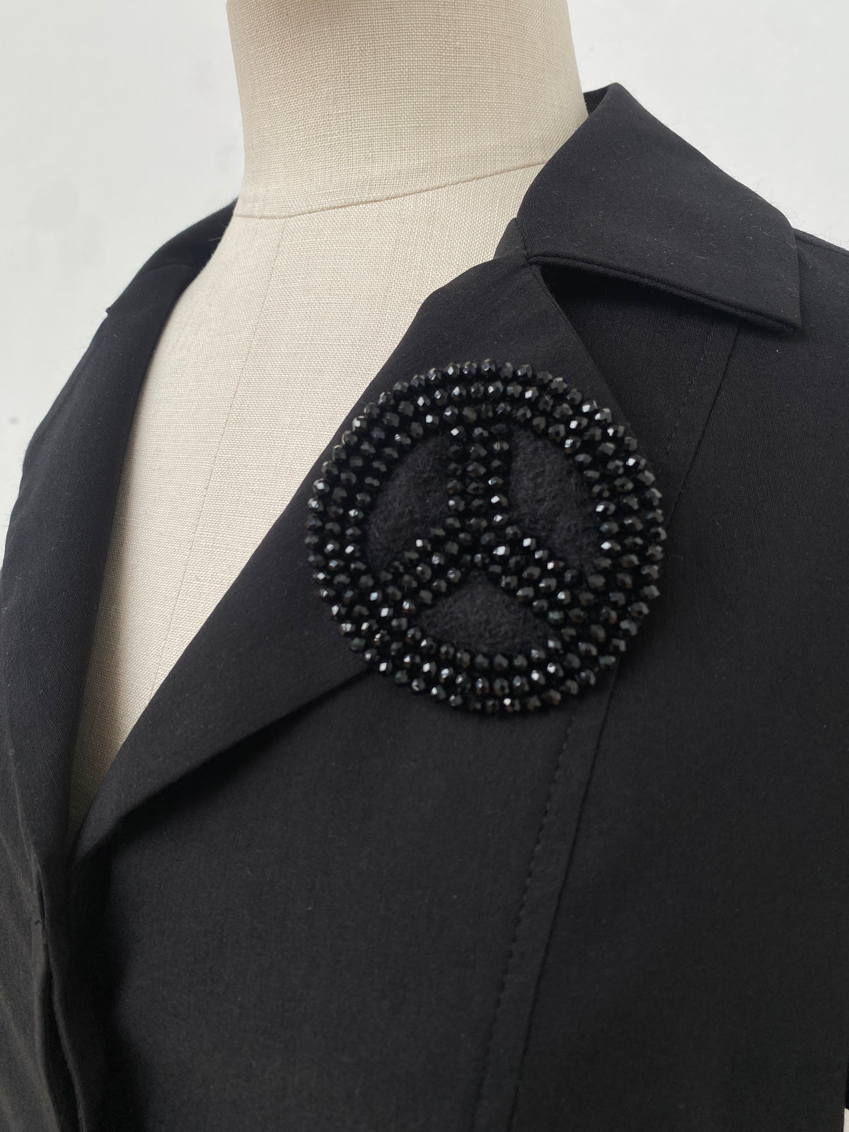 0009 - Couture Peace in Black