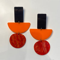 CB456 - Half Moon earrings in Red / Orange