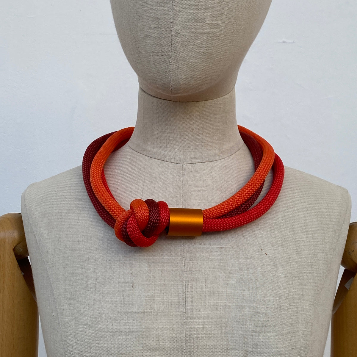 CB314 - Knot Necklace in Redmix