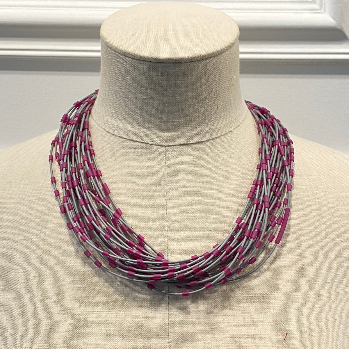 RG136 - Multi Strand Fuscia Beads Necklace