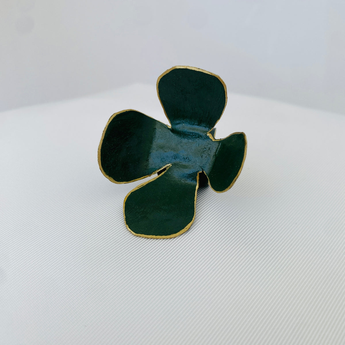 HD236 - Flower Ring in Green