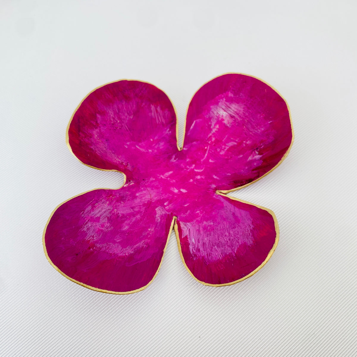 HD241 - Flower Pin in Fuchia Ombre