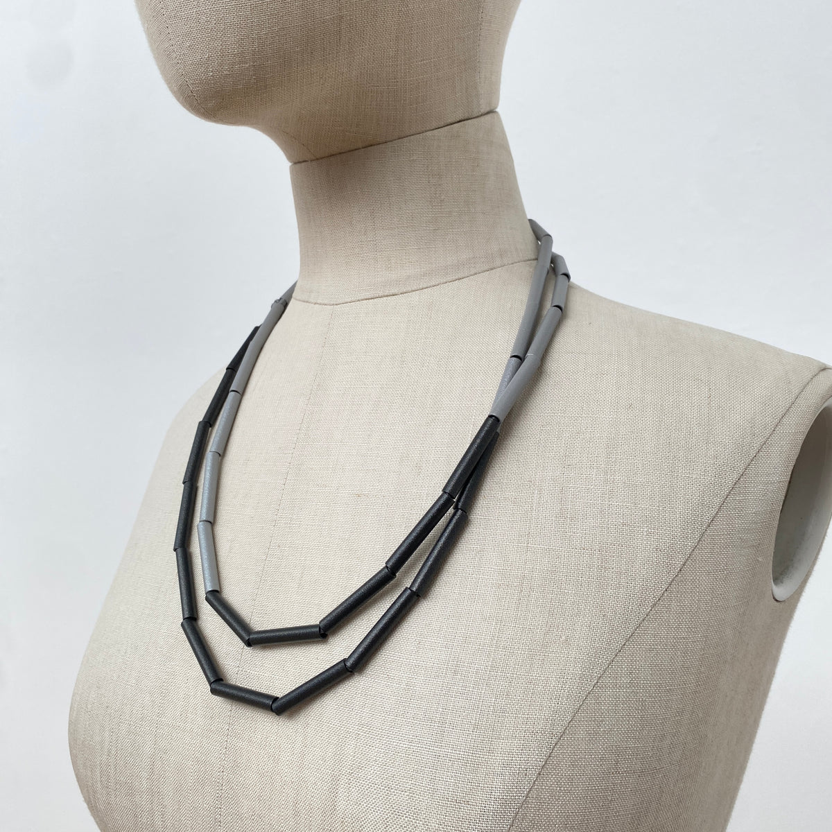 JC510 - Bi Colour Tube Necklace - Black / Concrete