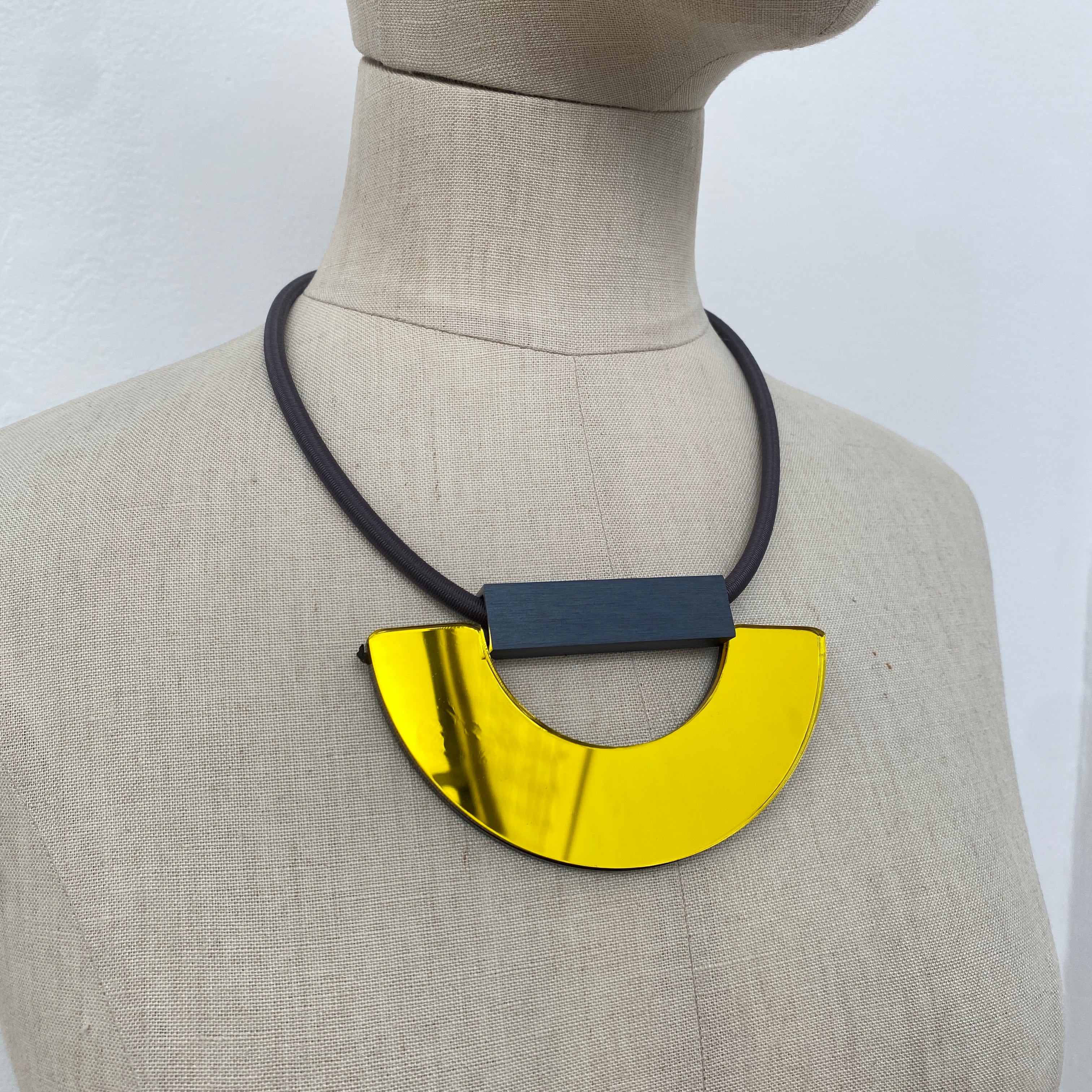 Tiffany moon necklace top