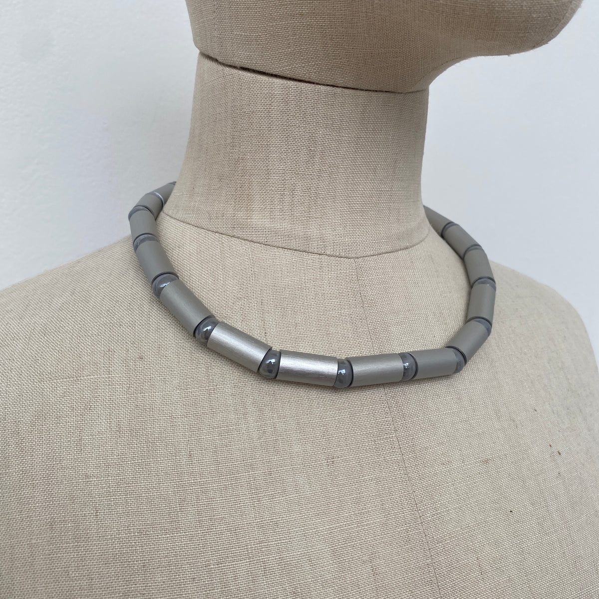 CB476 Marble Link Necklace in Silver