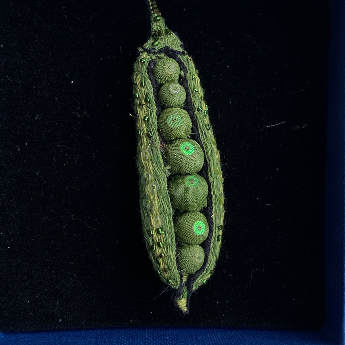 Peas Brooch