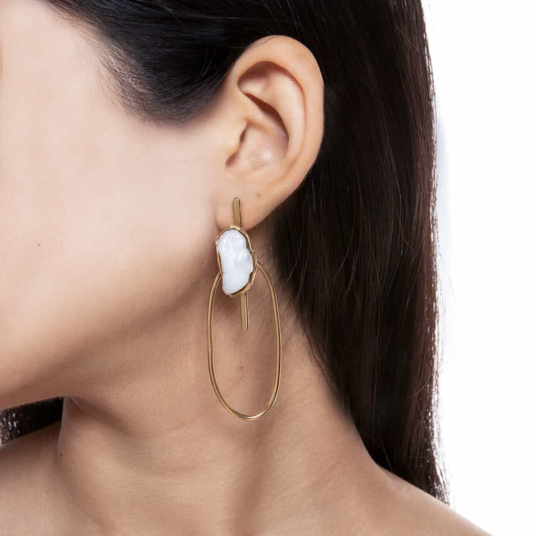Gold Pearl Bar Earring