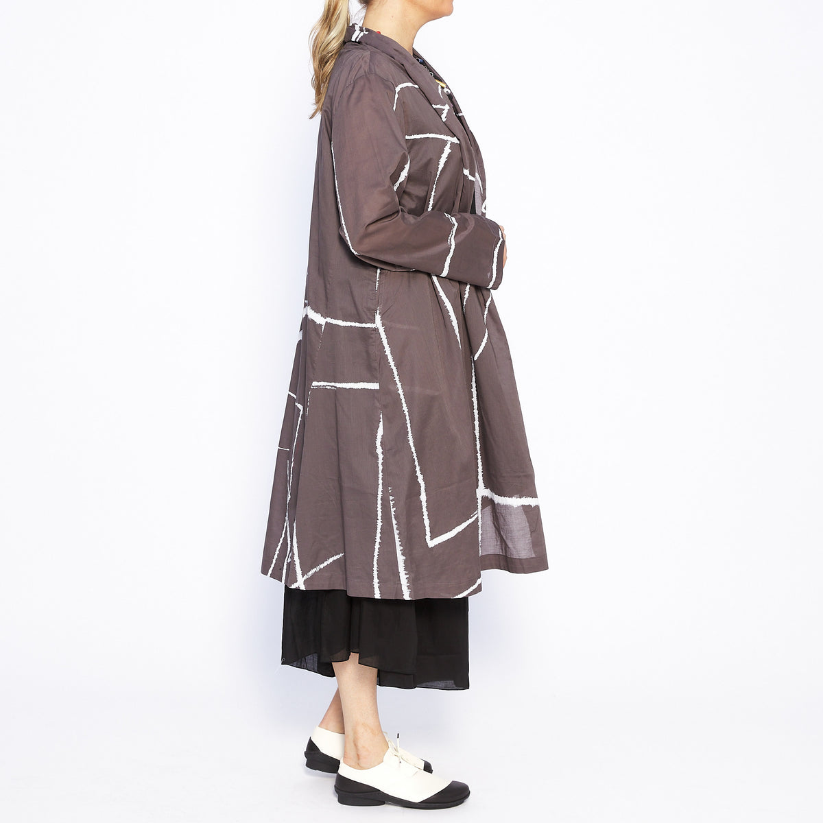 MU241413 Grey White Duster