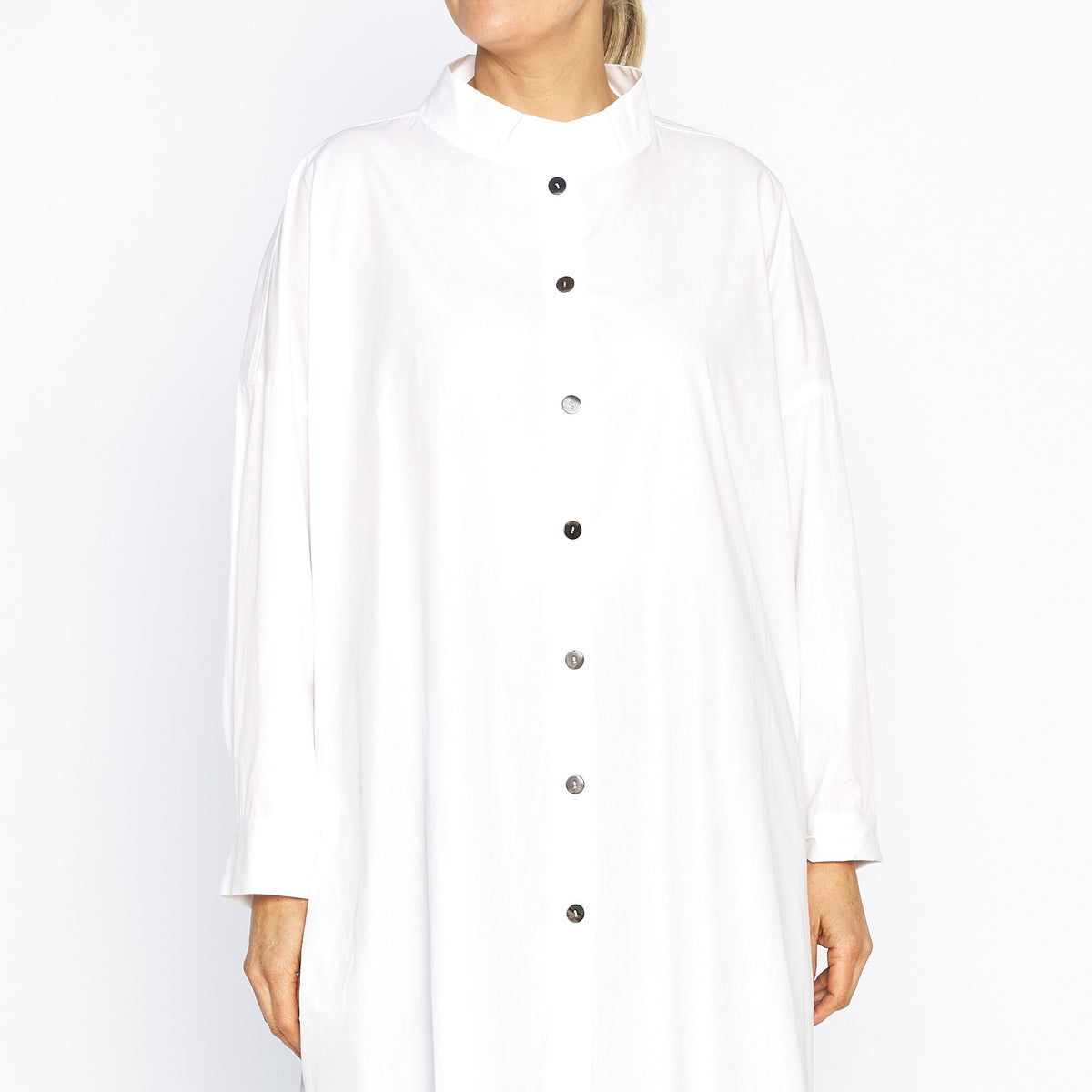 MU231-439  White Shirt