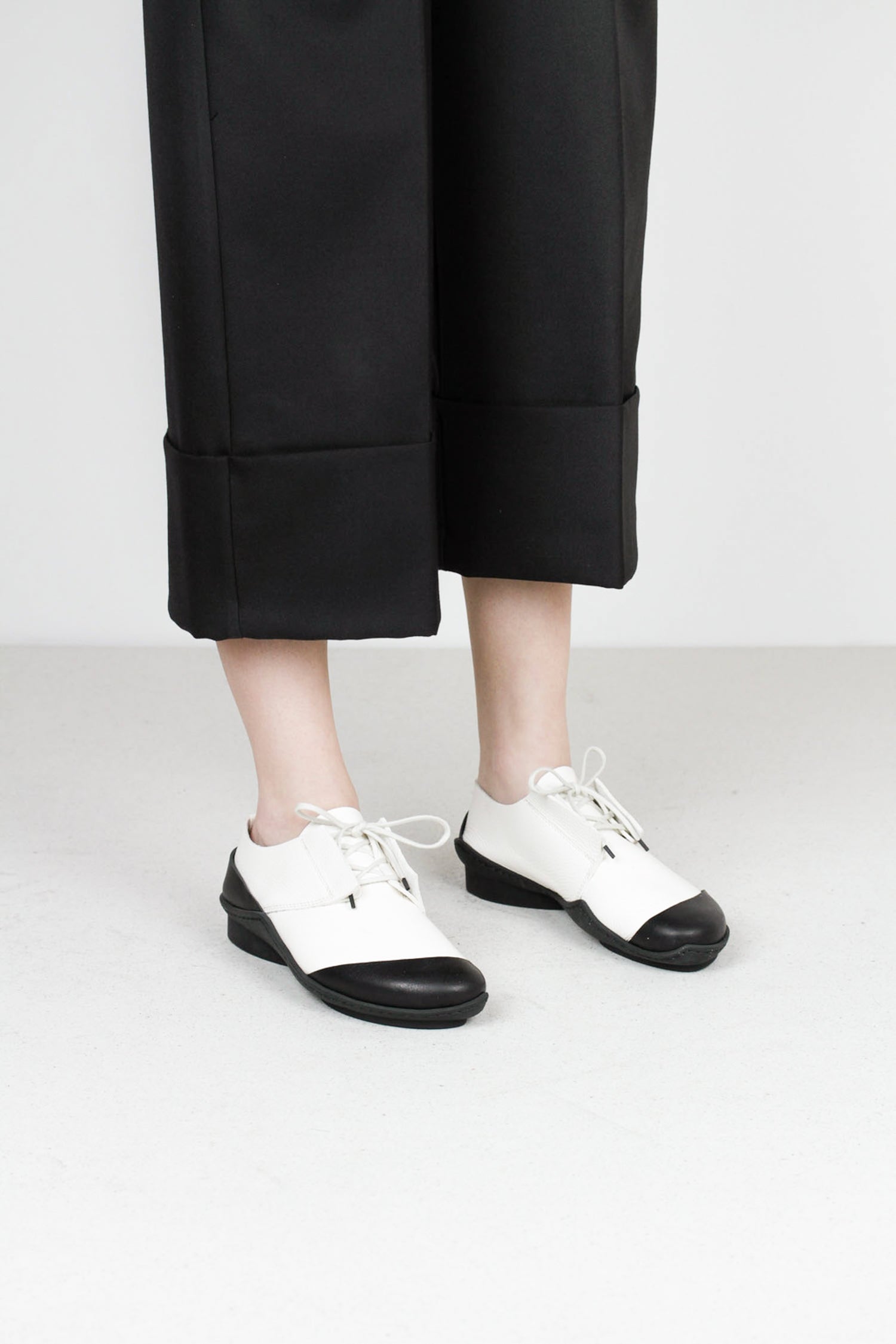 靴 trippen MOBY footwear design sustainability shoes fashion boots handmade