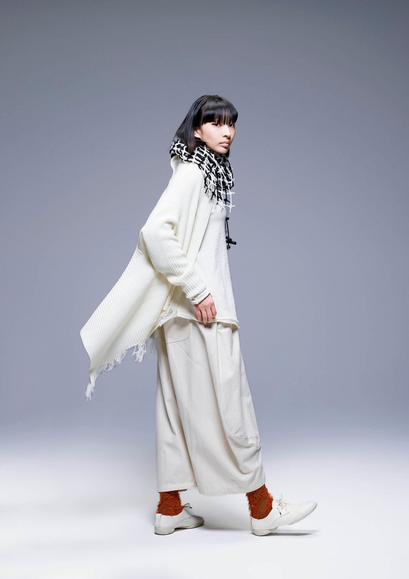 253 661 Cream White Pant