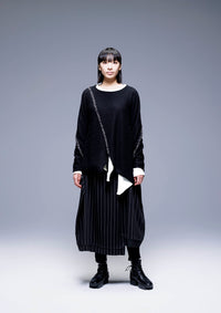 253 309 Black Jumper