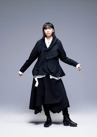 253 651 Black Jacket