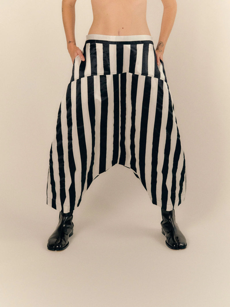 Gojo Black & White Pant