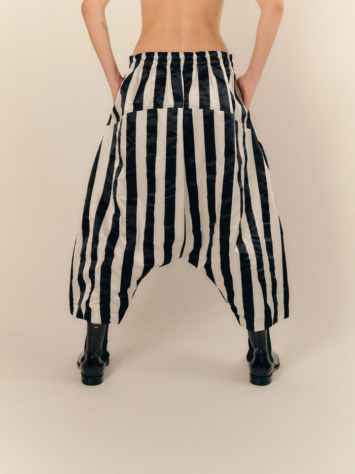 Gojo Black & White Pant