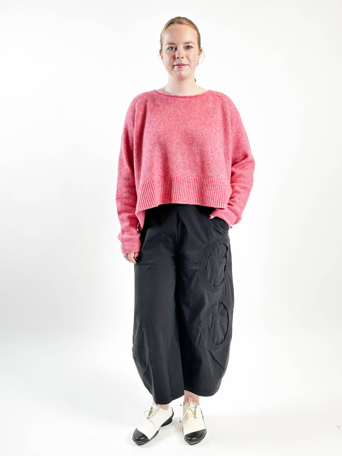 348 0702 Lotus Crop Pullover