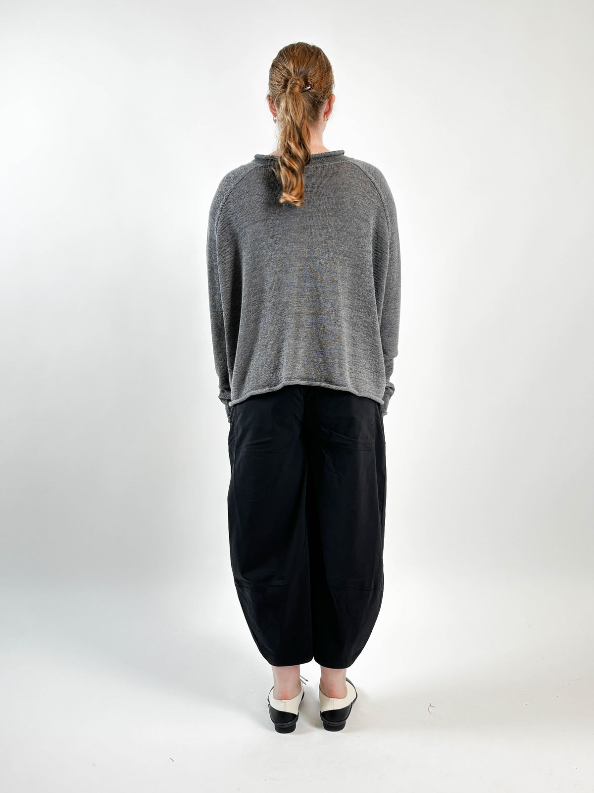 372 0704 Flocking Flowerfull Top in Grey