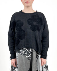 372 0704 Flocking Flowerfull Top in Black