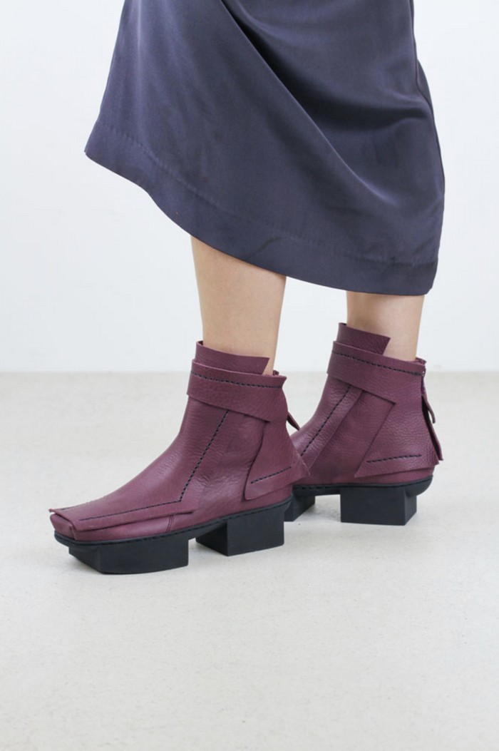 Upward Aubergine