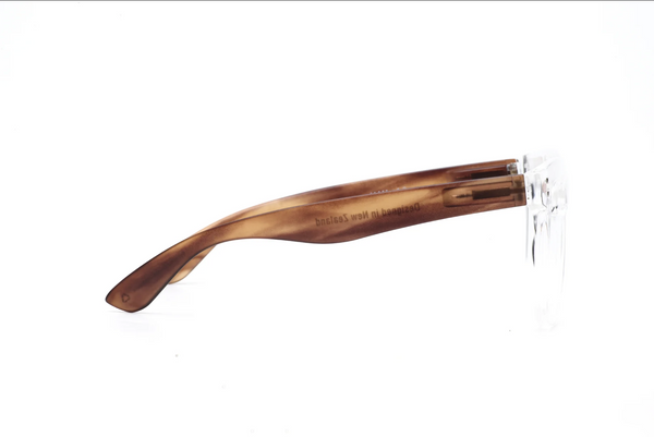 11am Crystal w Brown Reader