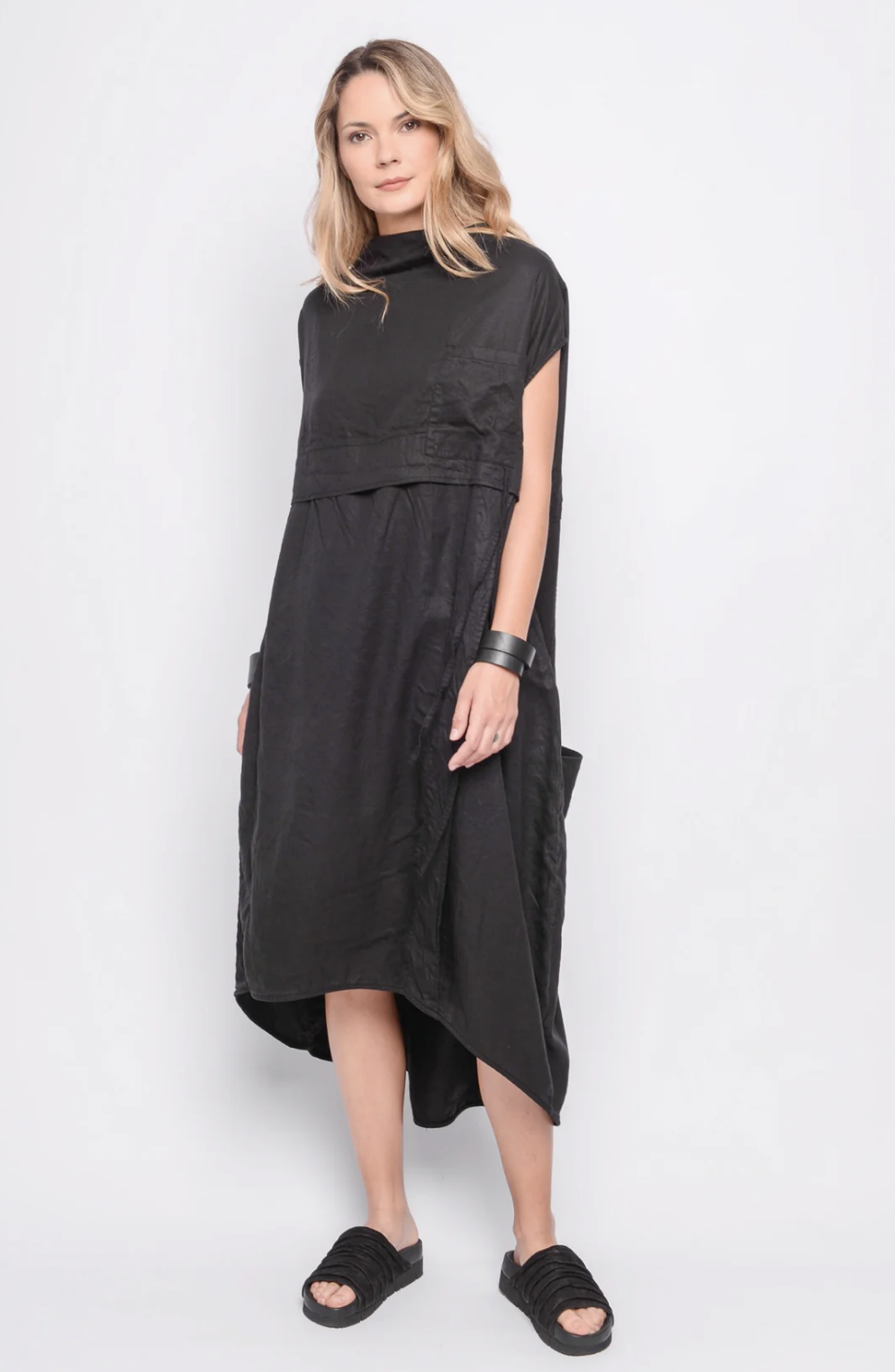 Dress Make Me Feel The Pleasure- Black