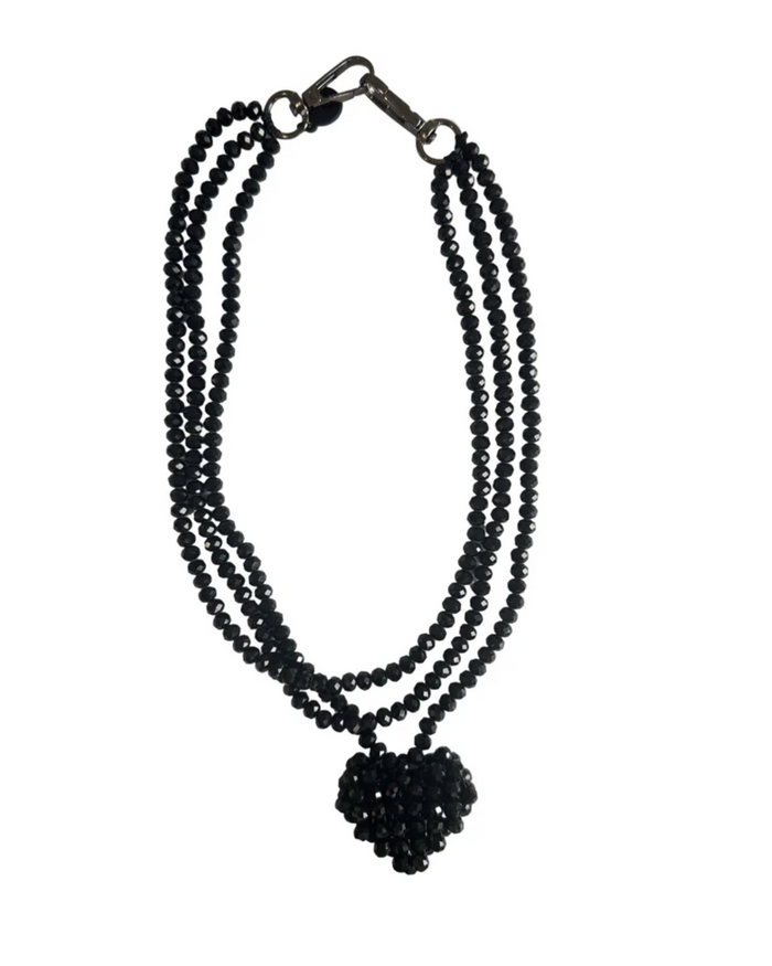 1549- Mini Loop Heart Black