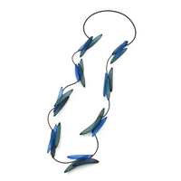 CB508 - Cluster 3 Pods Long Necklace, Blue