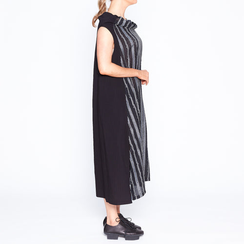 MU231641 - Topa Dress in Black