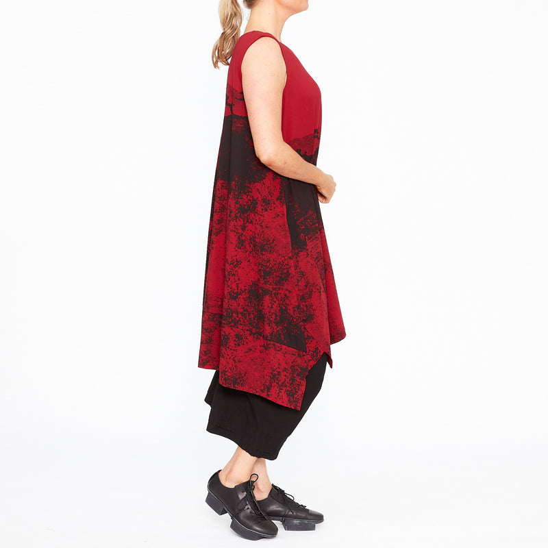 MU231015 - Dress in Red with Black Print