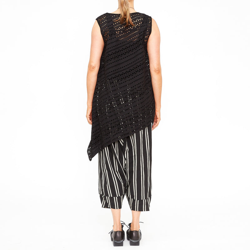 MU231670 - Brodie Vest in Black