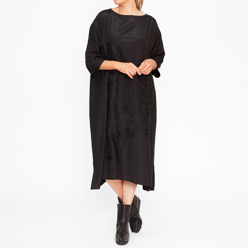 MU231645 - Embroidered Dress in Black