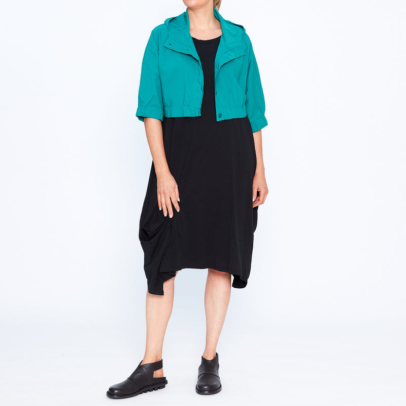 LB23-325 Crop Jacket in Emerald