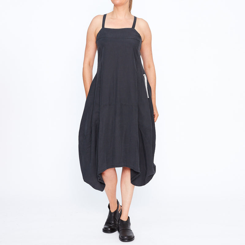 LB23-137 Lyocell Dress in Black