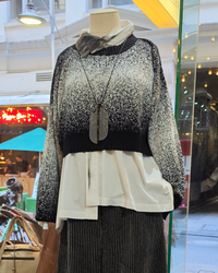Gradient Art Sweater Black Ivory