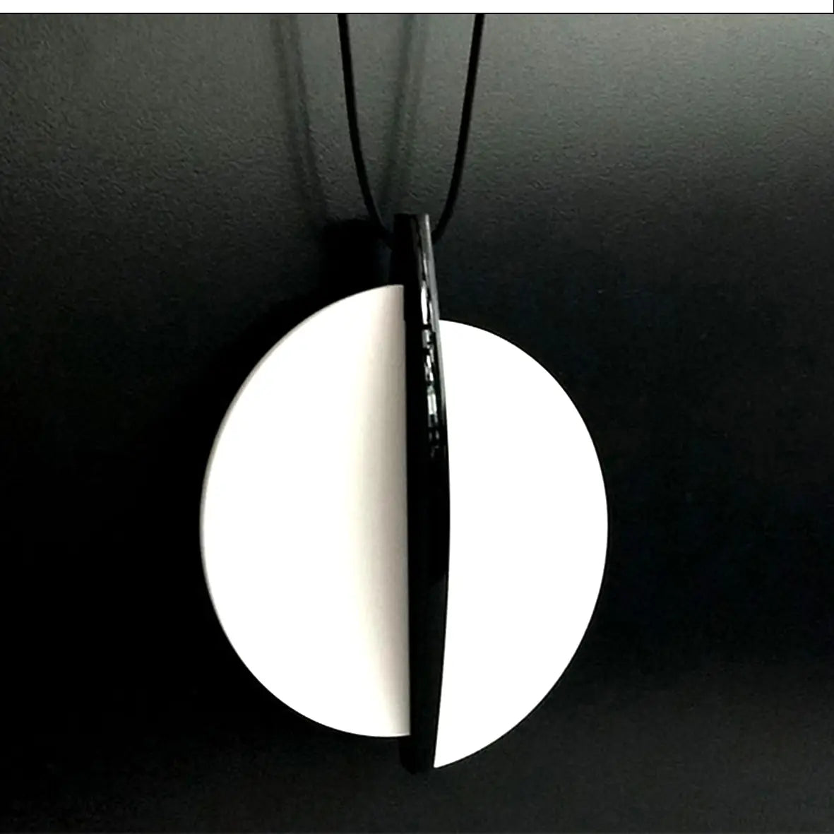 ALF acrylic pendant necklace - White