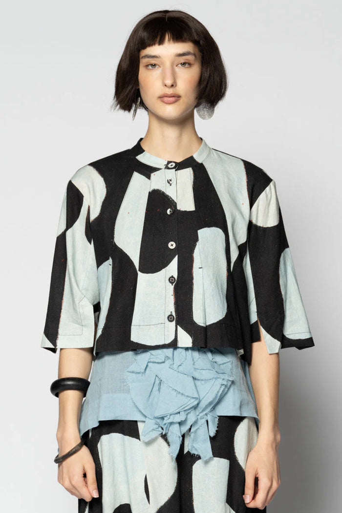 Kakure Black Short Jacket